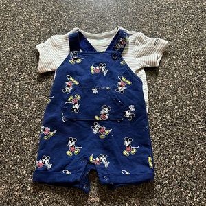 Carter’s Disney Baby Overalls 0-3 months a
